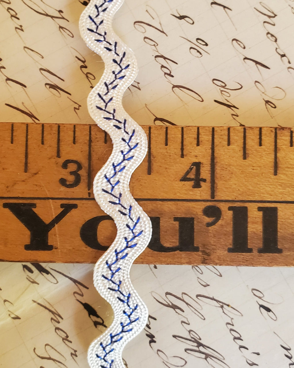 Feather Stitch Ricrac