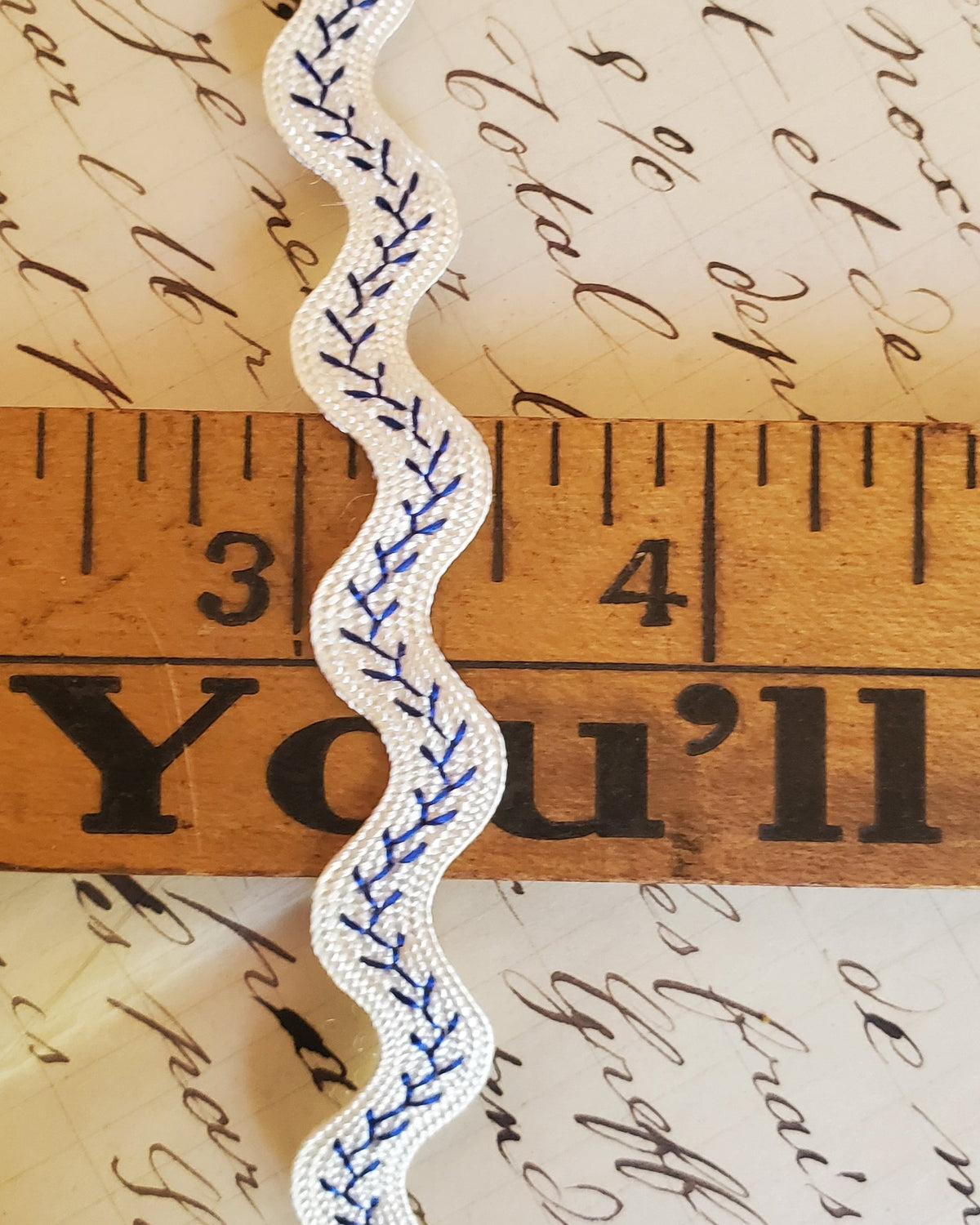Feather Stitch Ricrac