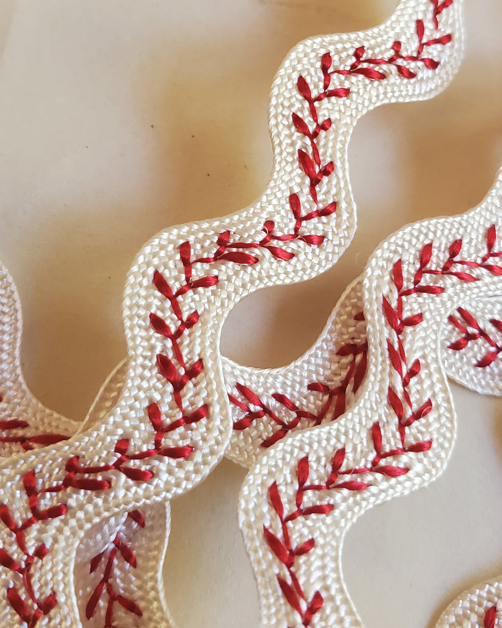 Feather Stitch Ricrac