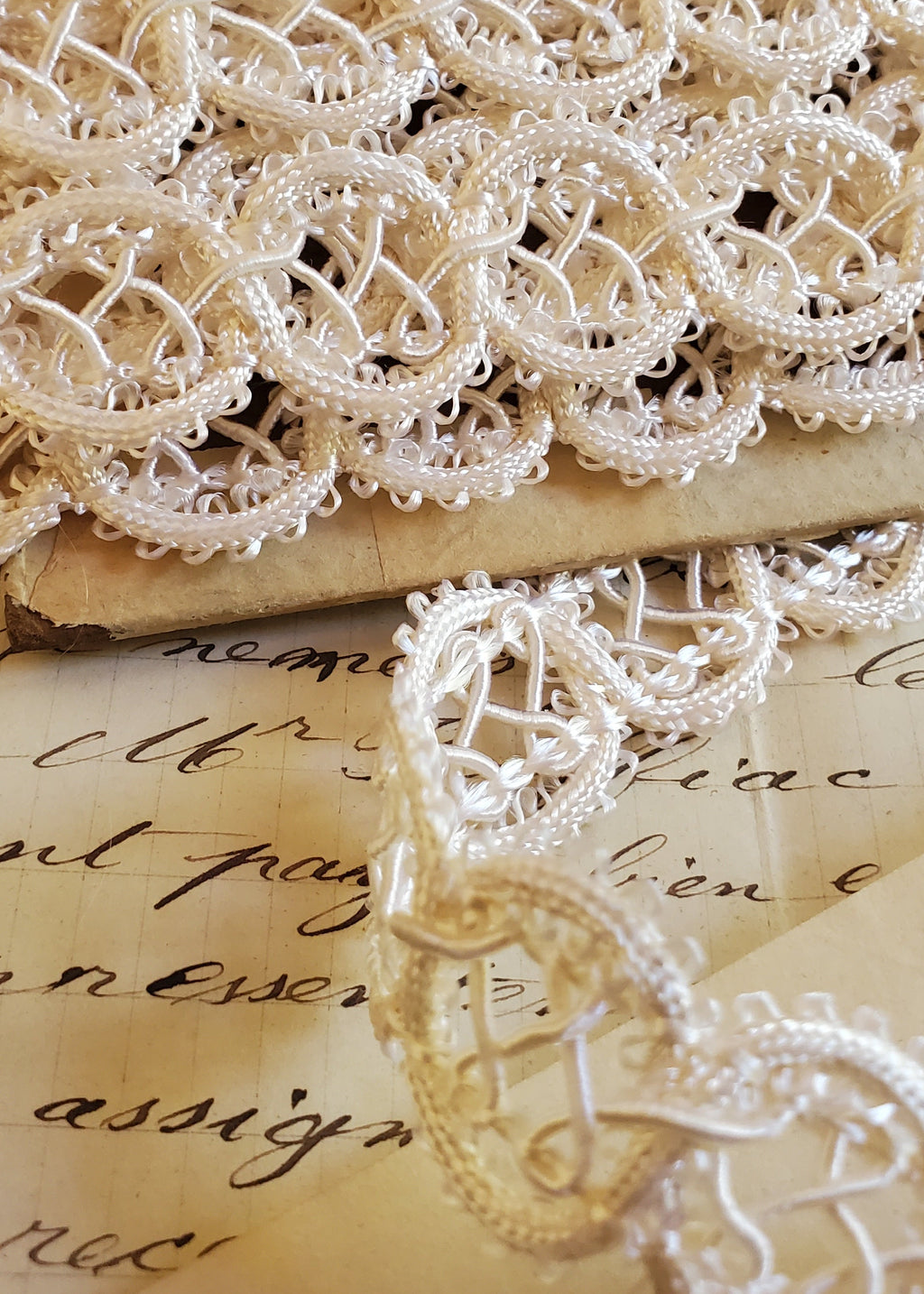 Vintage White Gimp Lace Trim