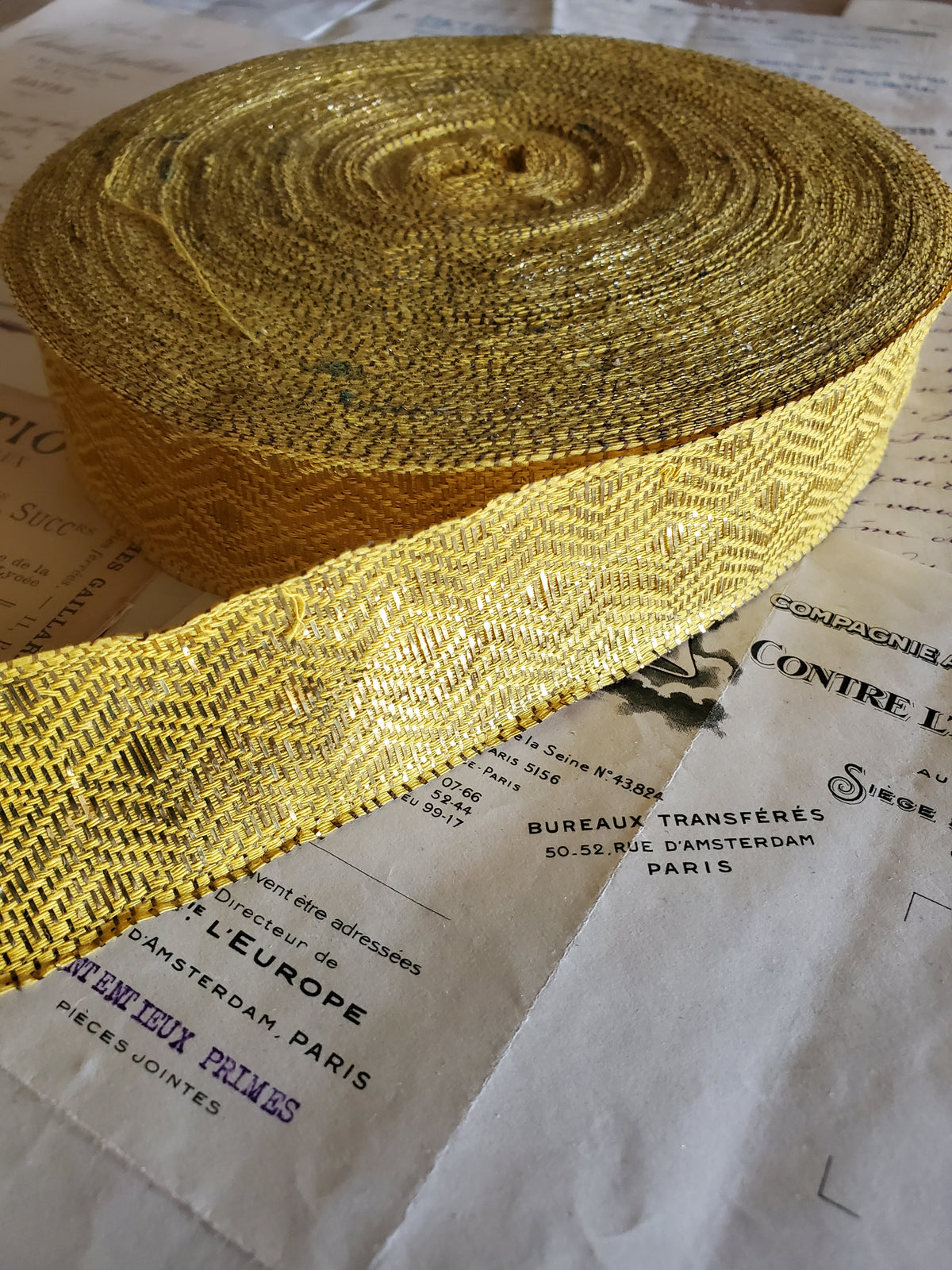 Antique Gold Plate and Cotton Geometric Trim