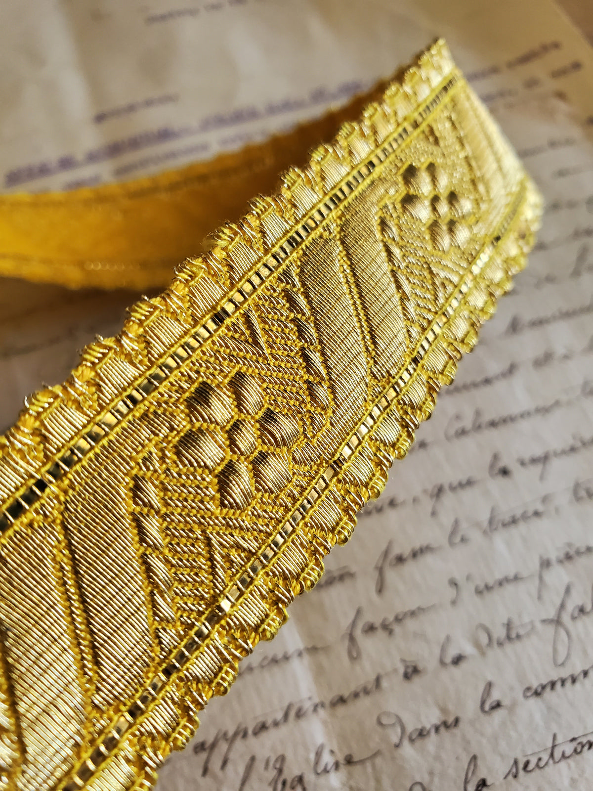 Antique Floral and Vine Scalloped Ecclesiastic Gold Thread Trim