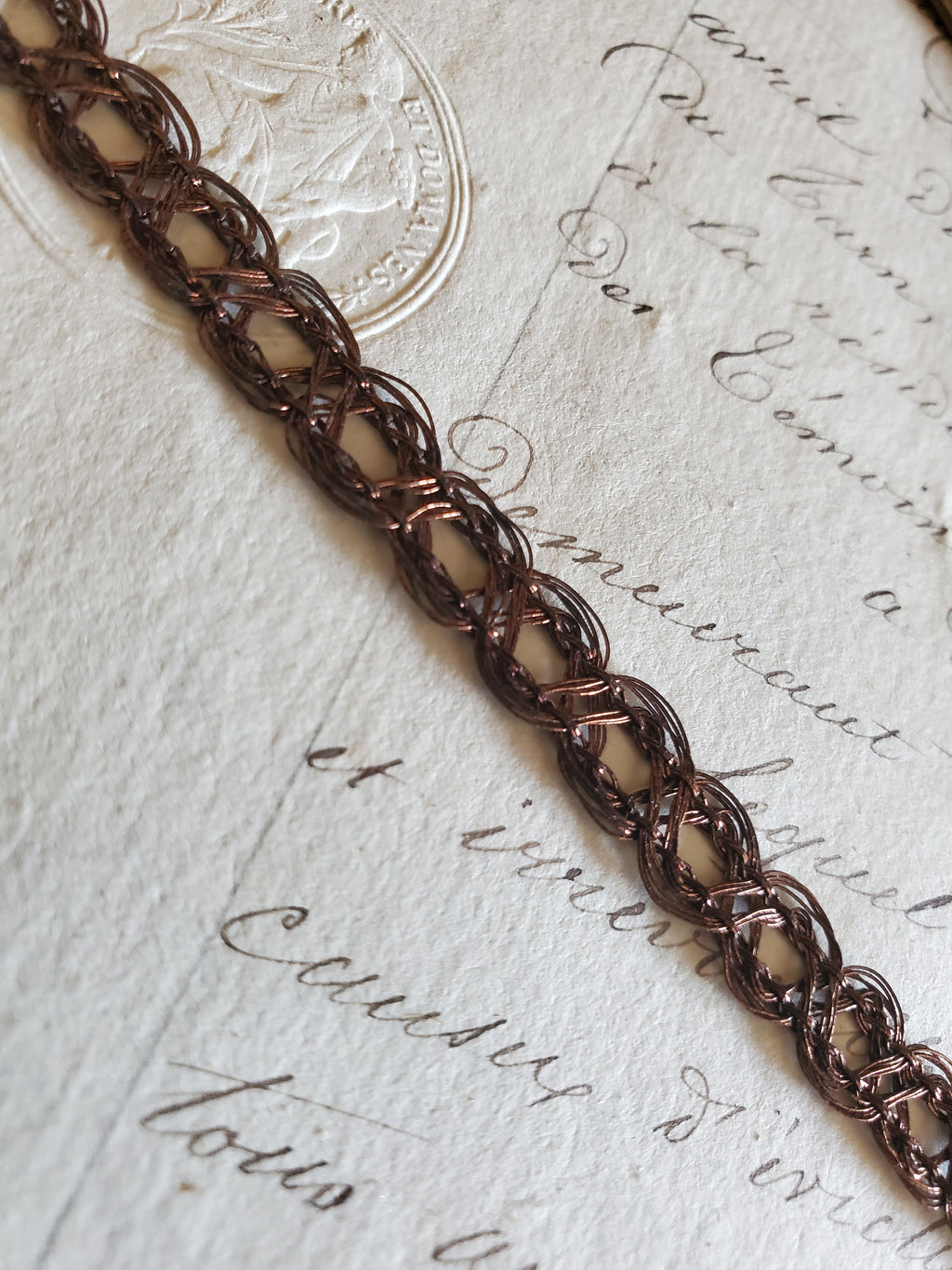 Brown MetallicThread Single Loop Trim