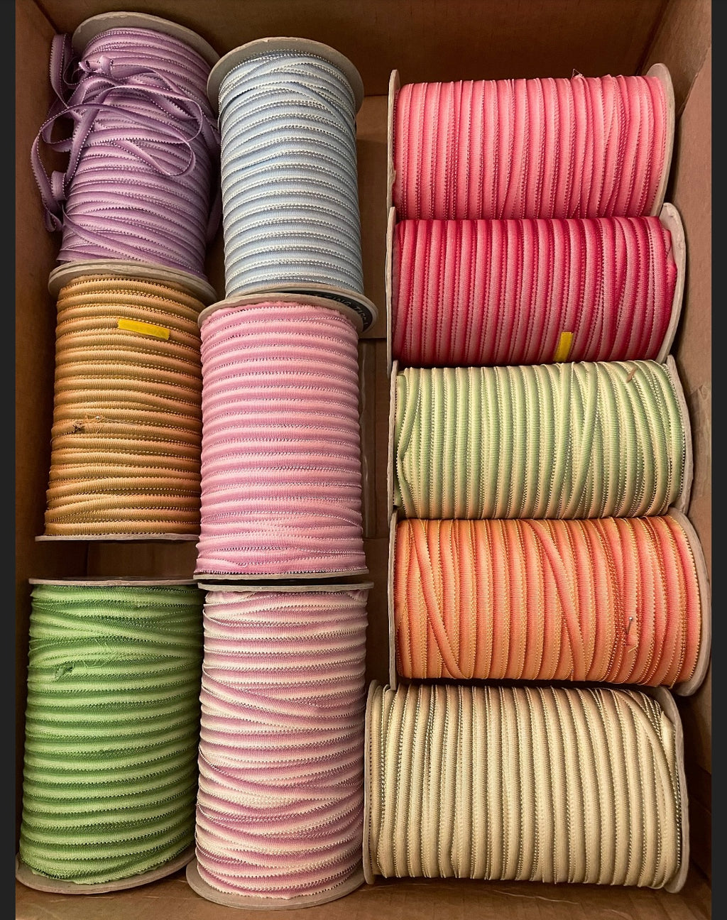11 Colors Picot Ombre Ribbon by Mokuba3/16" 3 Yards