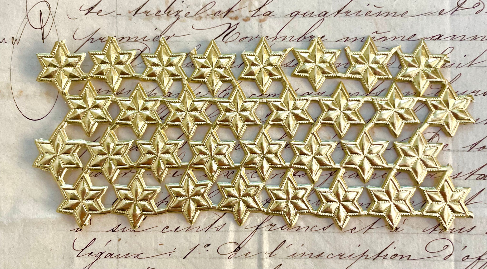 32 Gold Dresden Stars