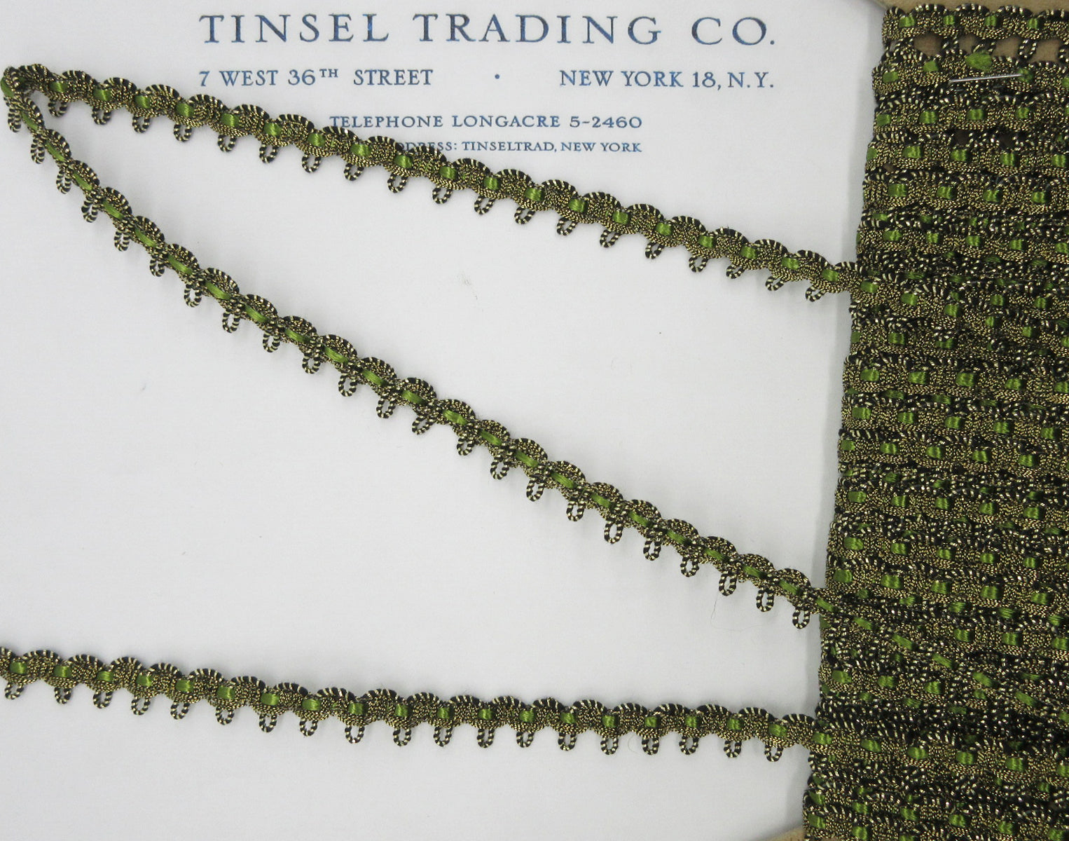 Gold Metallic Scallop Trim With Asst Colors 3/8" 2 Yards