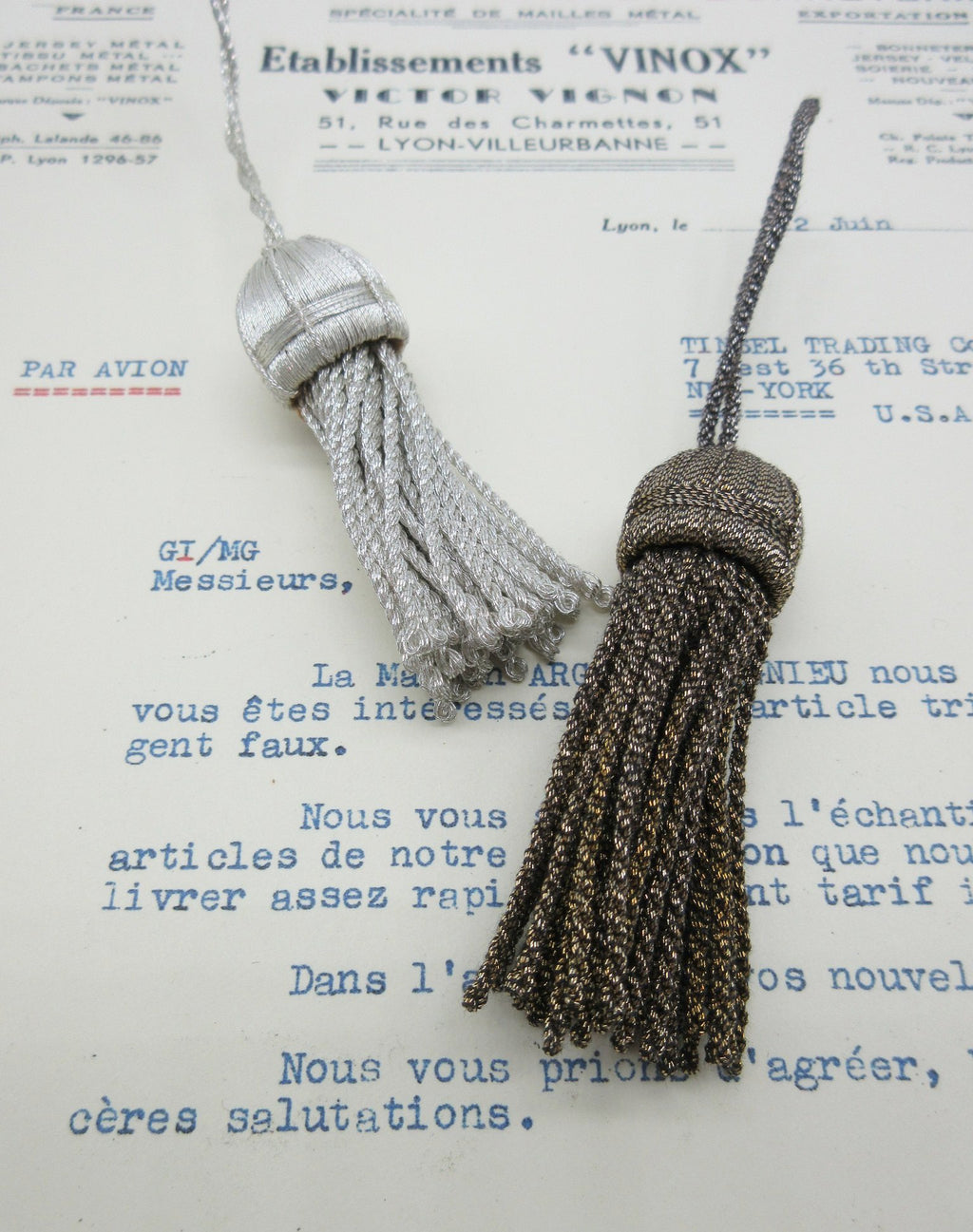 Metallic Tassels w/Round Top & Twisted Fringe