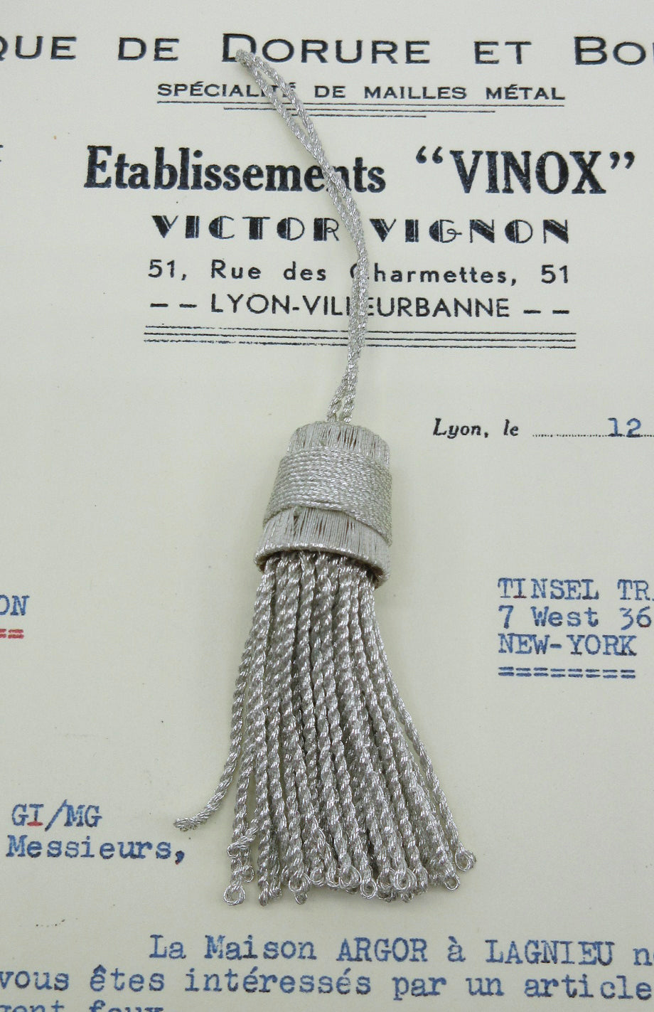 Metallic Tassels Cone Top w/Twisted Fringe