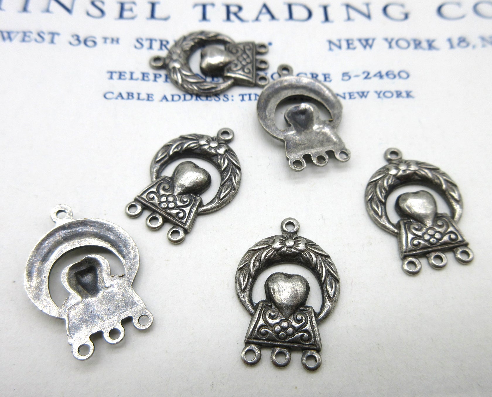 Heart/Wreath Stampings 6 Pcs