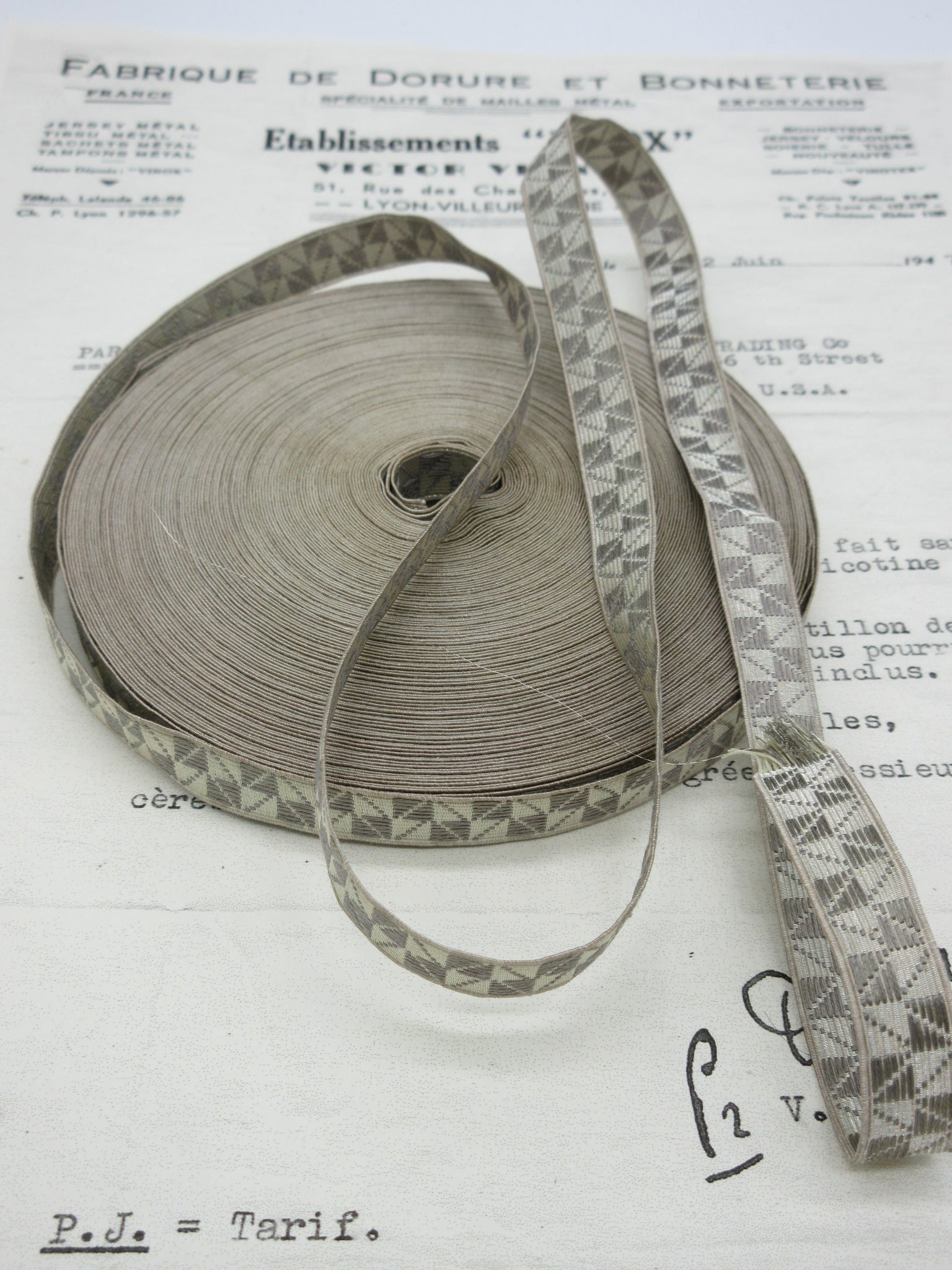 Silver Metallic Trim With Geometric Pattern 3/8" - 2 colors