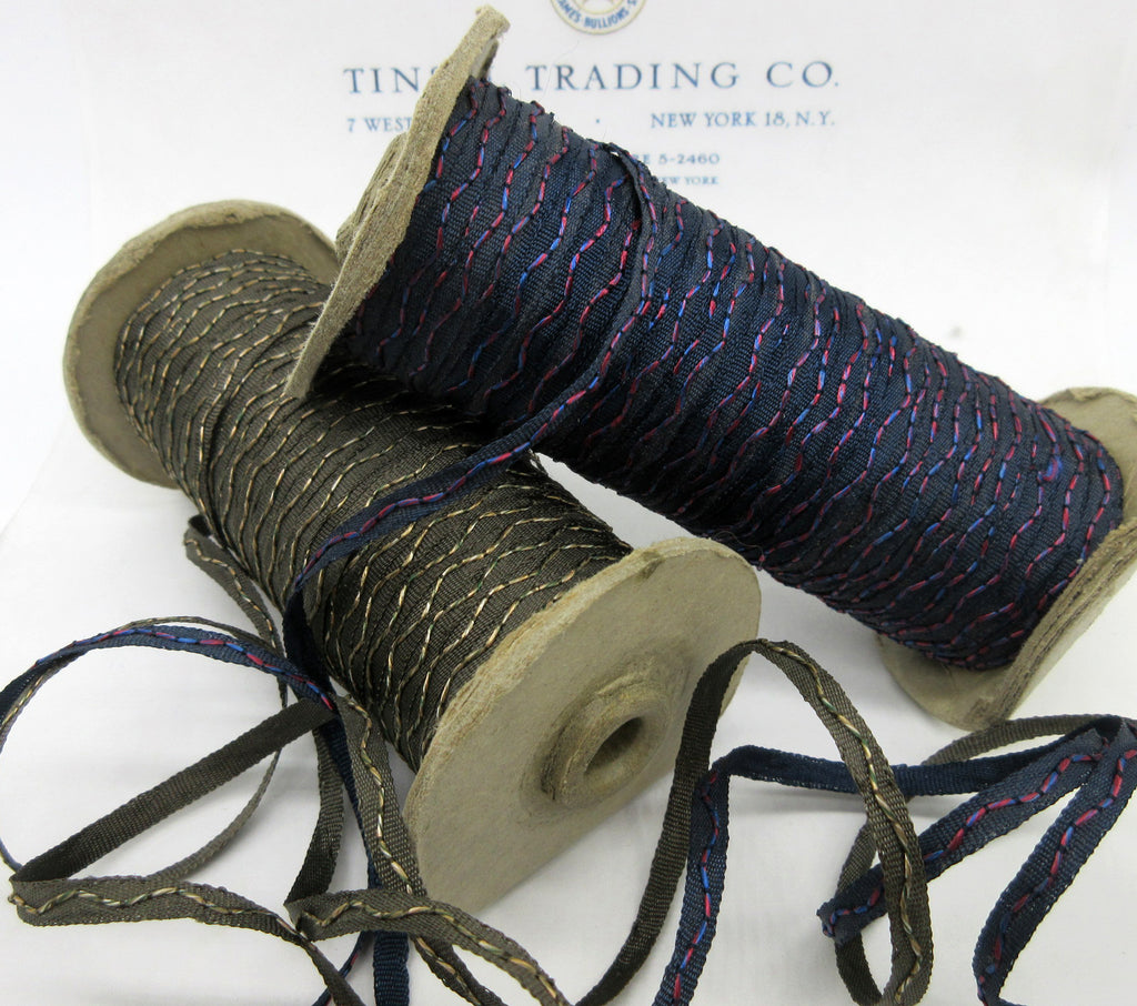 Squiggle Stripe Grosgrain 2 colors 1/8" 6 Yards