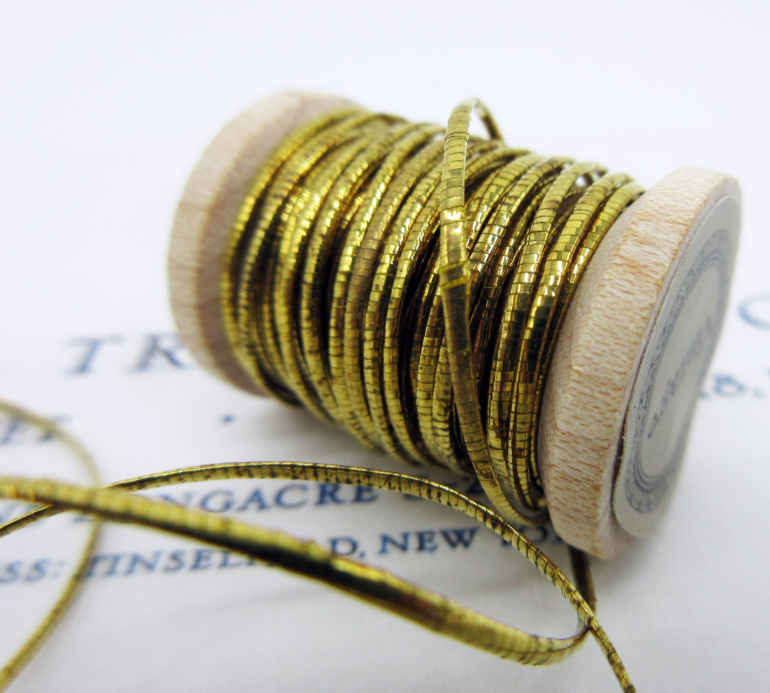 Antique French Gold Metallic Medium Oval 1G