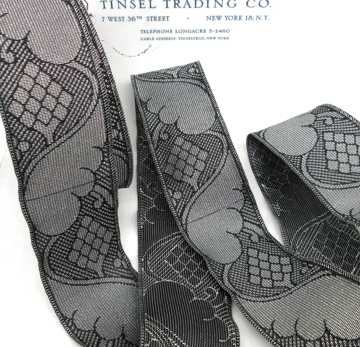 Pewter Trim w/Wing Design 4 sizes 2 Yards