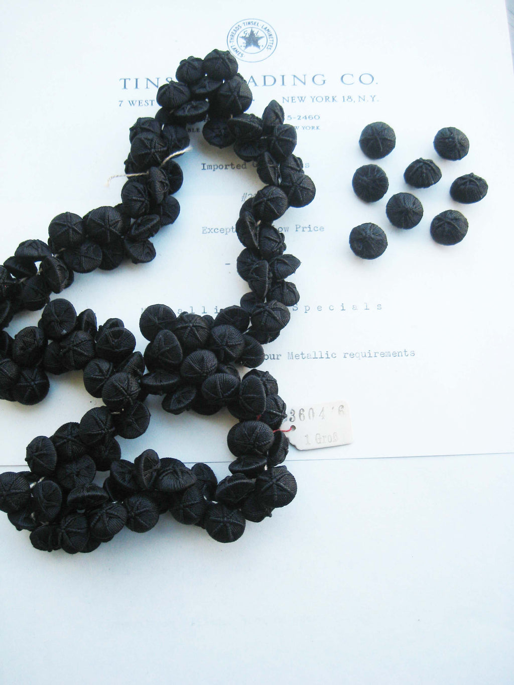 Black Star Button 1 Doz