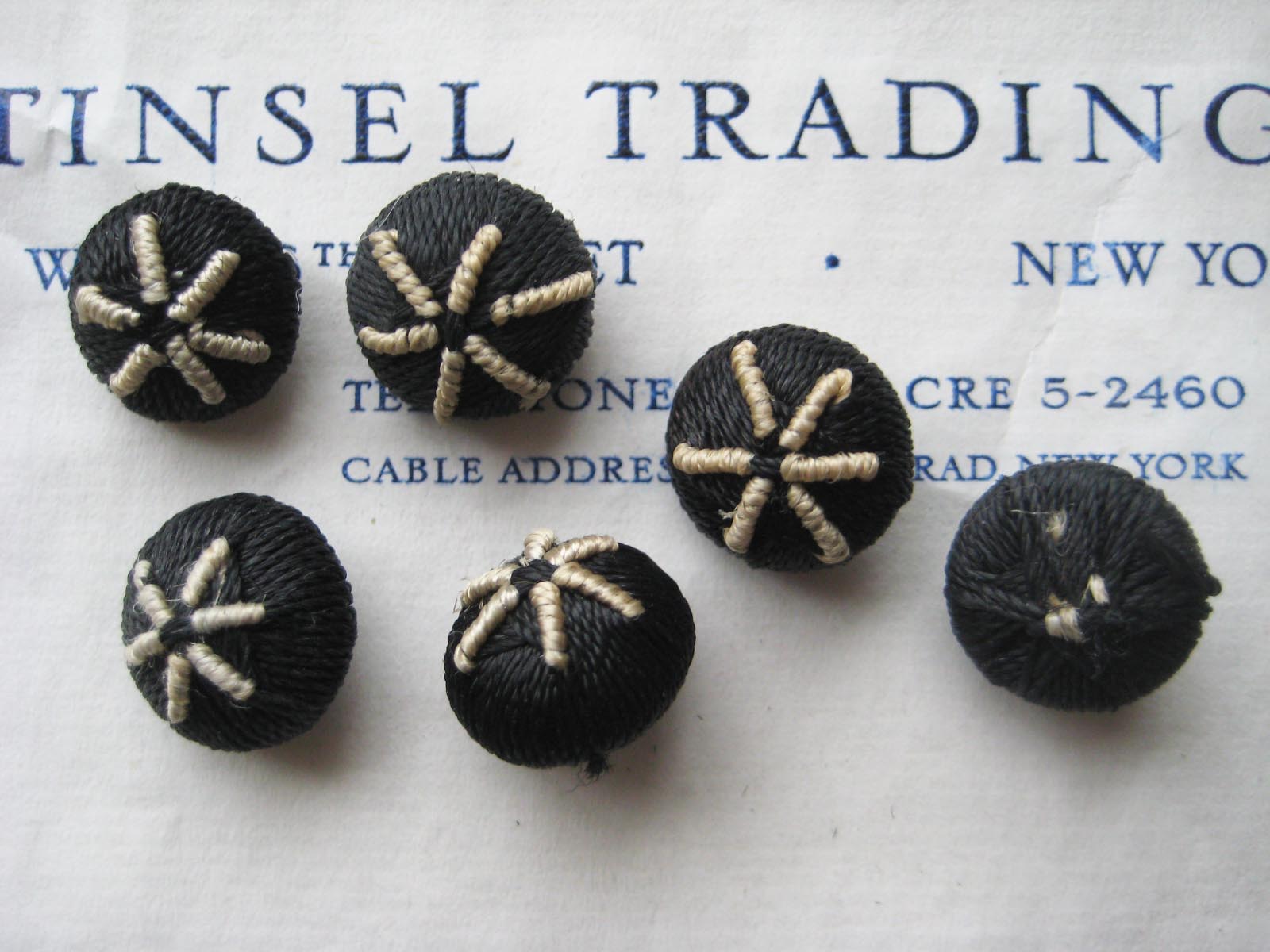 Black/Cream Star Buttons 1 Dozen