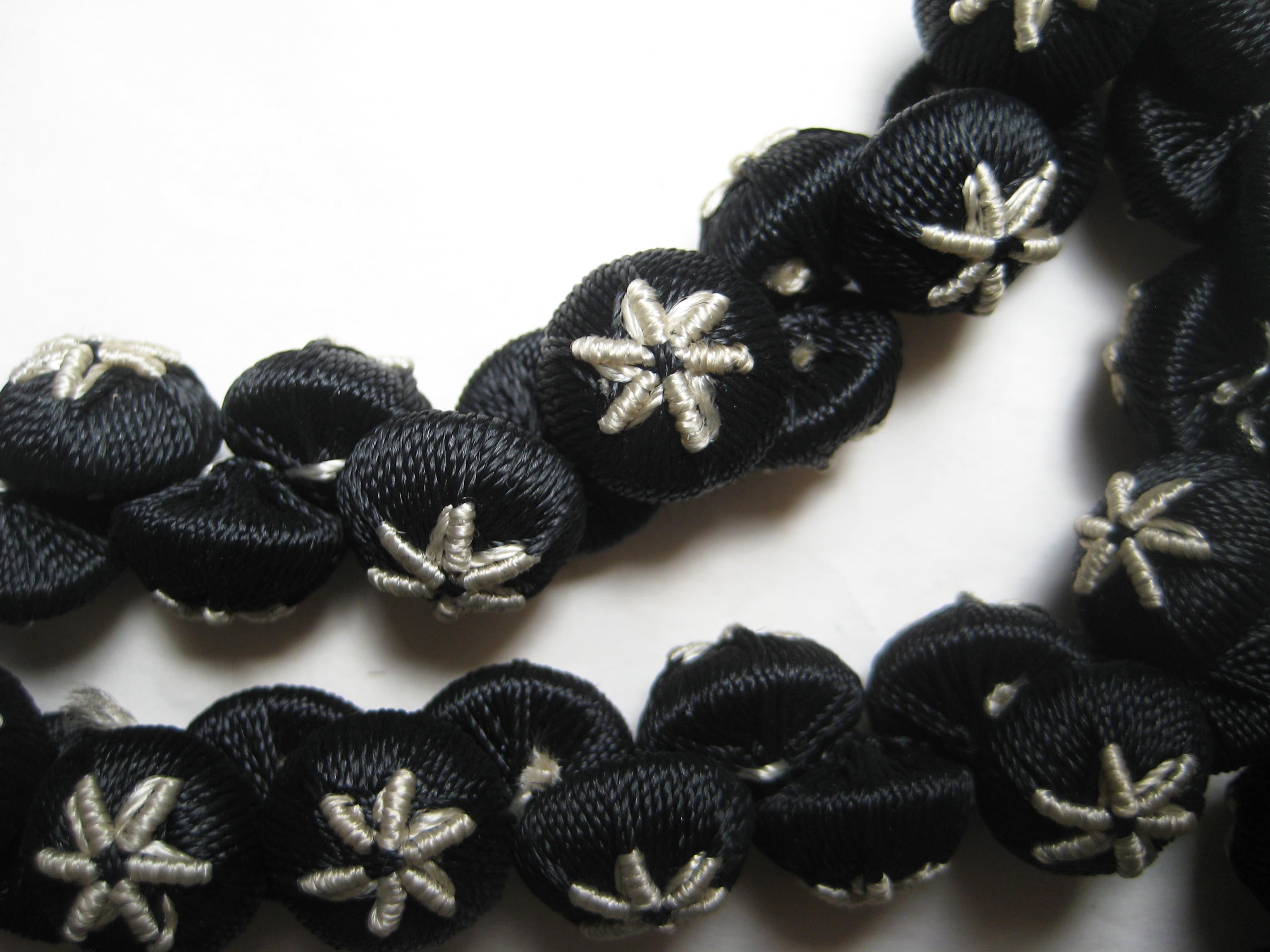 Black/Cream Star Buttons 1 Dozen