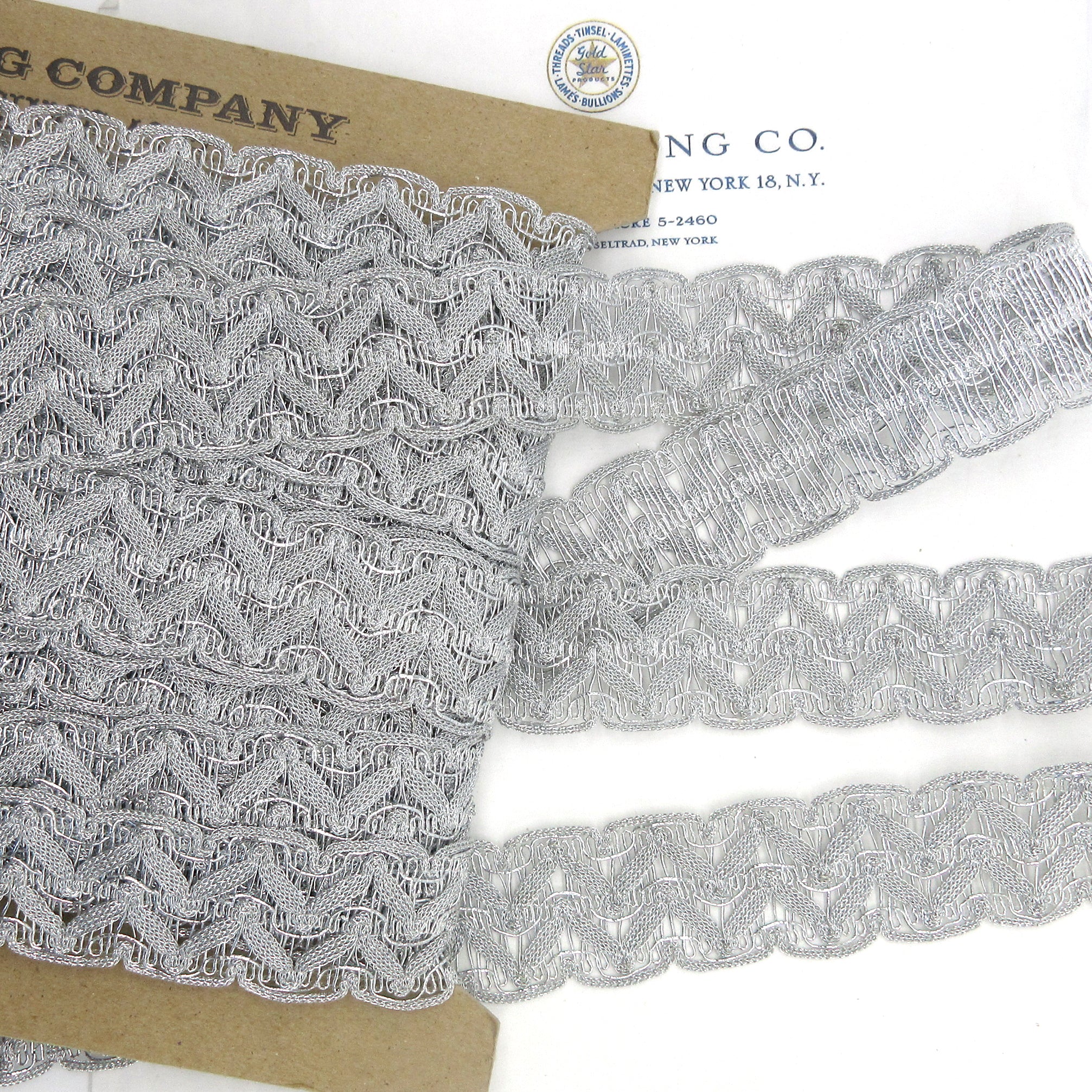 Double Zig Zag Metallic Trim  1 1/4"