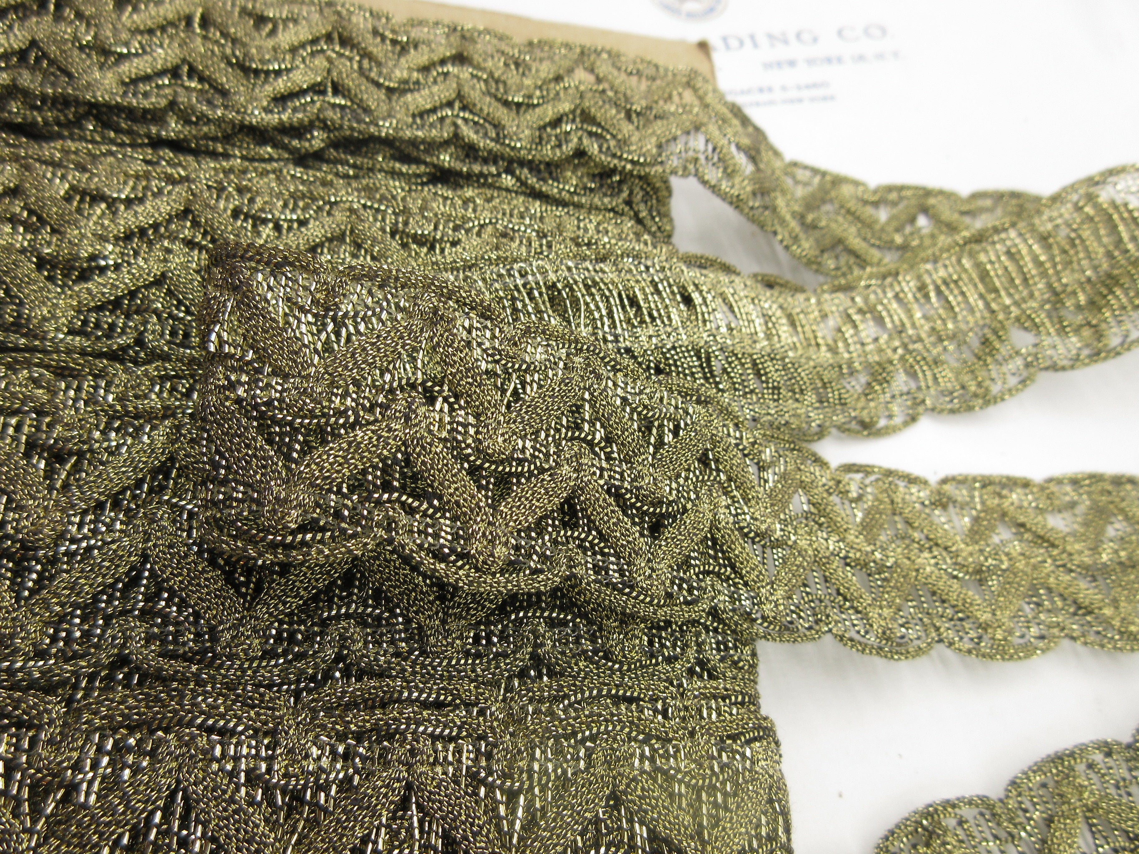 Double Zig Zag Metallic Trim  1 1/4"