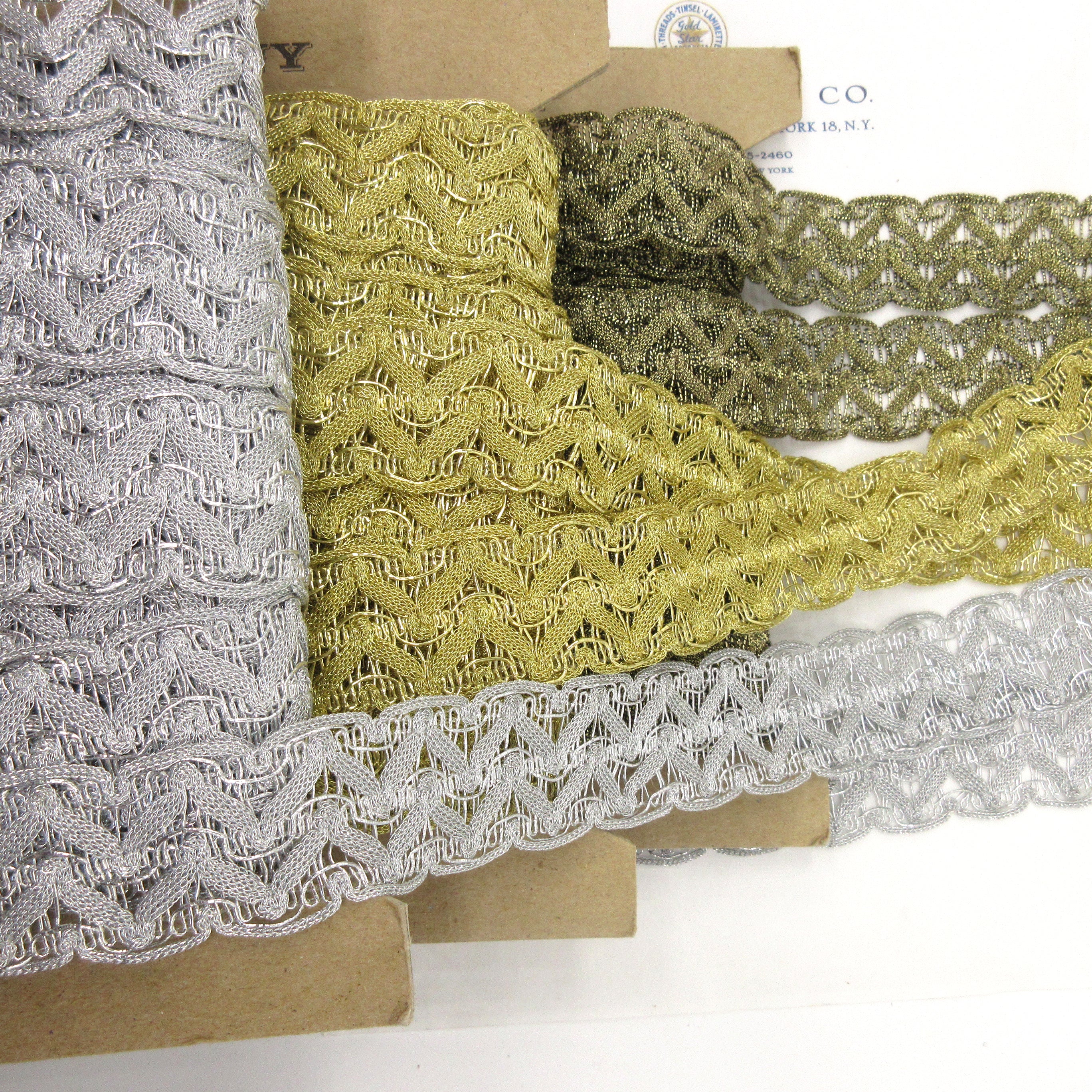 Double Zig Zag Metallic Trim  1 1/4"