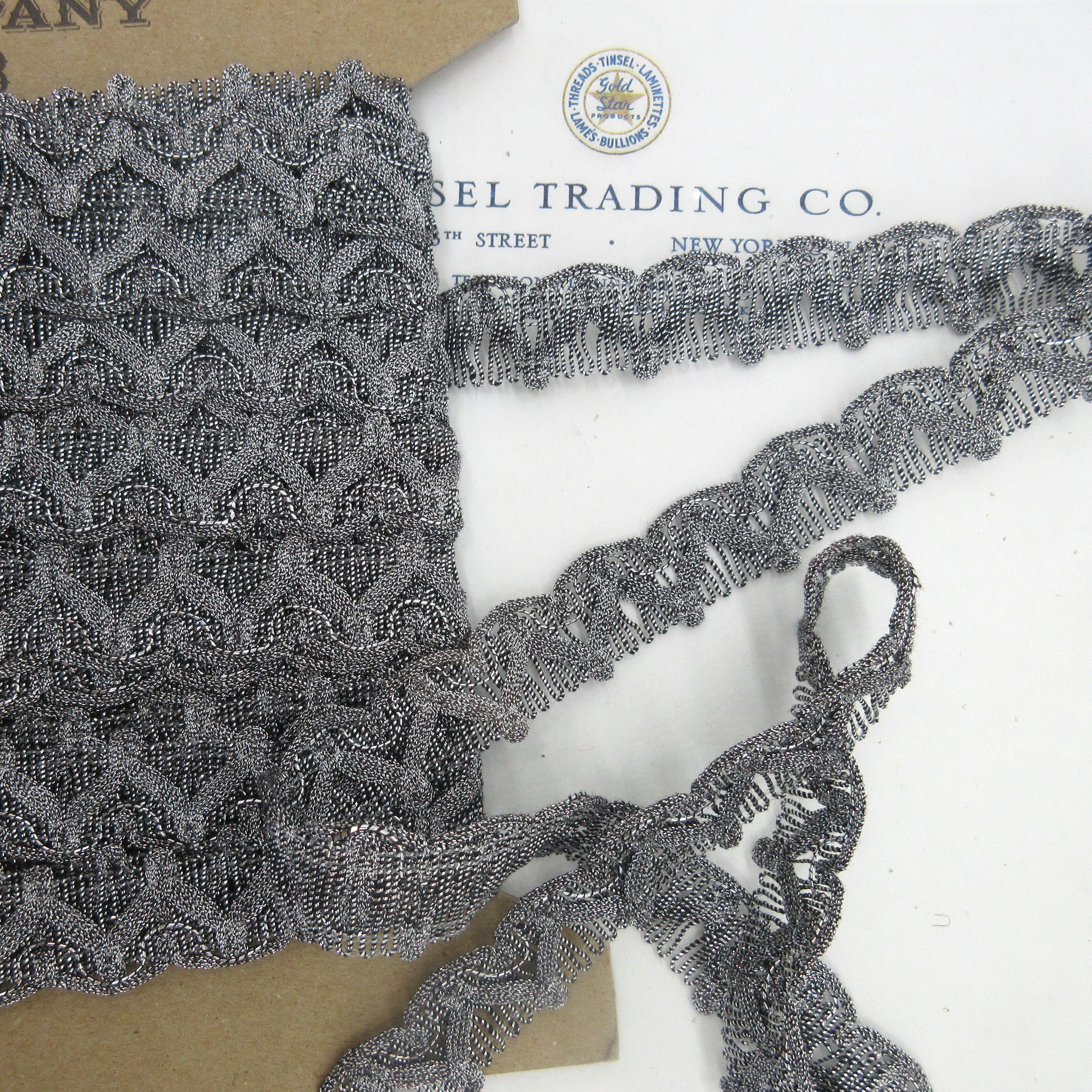 Zig Zag Metallic Trim 3/4"