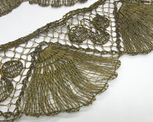 Antique Gold Metallic Decorative Fan Lace Trim