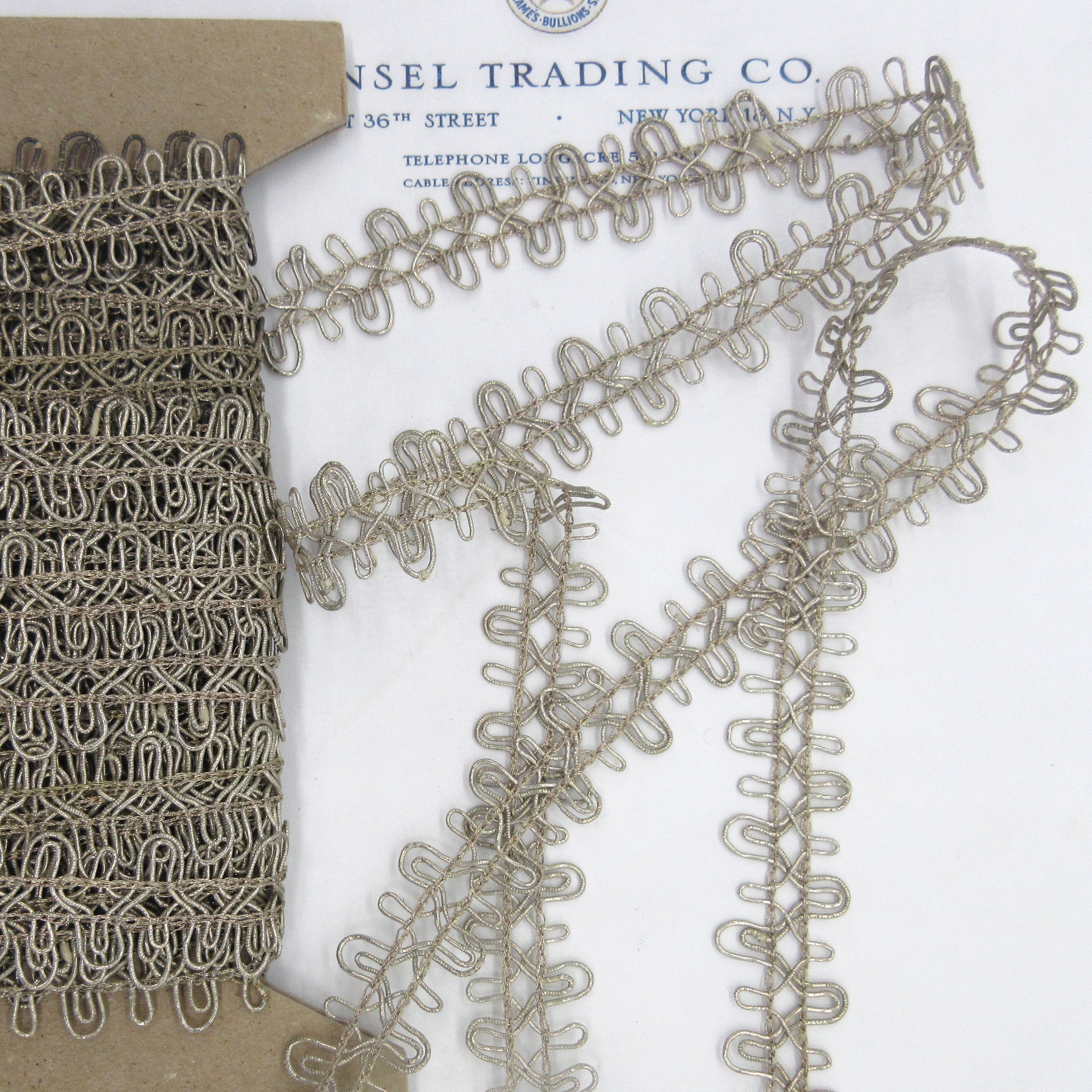 Silver Metallic Double Looped Trim 1"