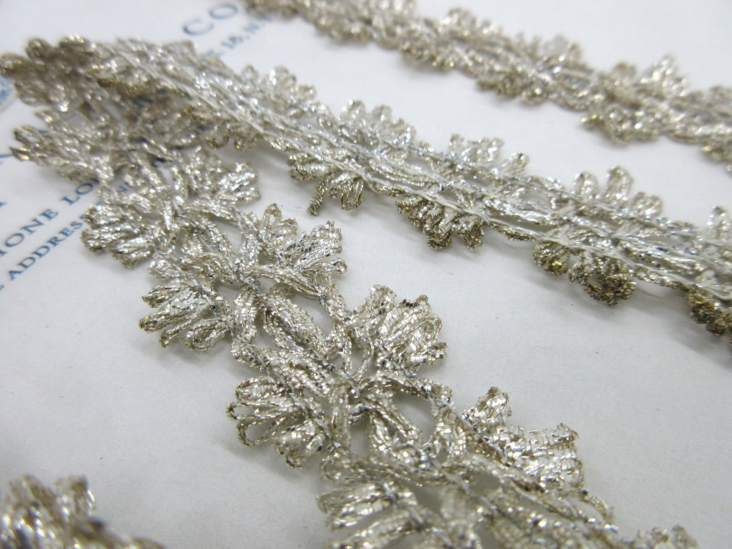 Decorative Starburst Silver Metallic Trim 1"