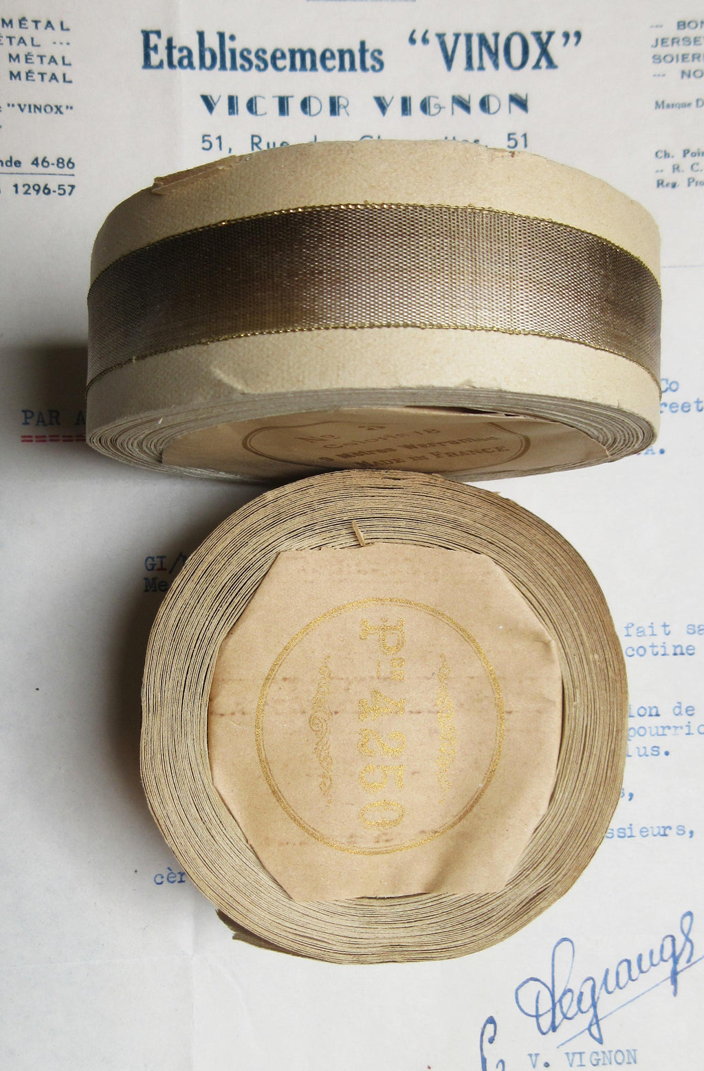 Brown/Gold Metallic Ombre Unopened Spool 10 Yards