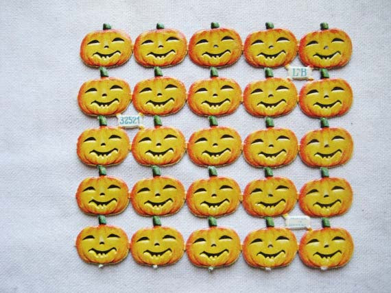Pumpkin Scrap 25 pcs