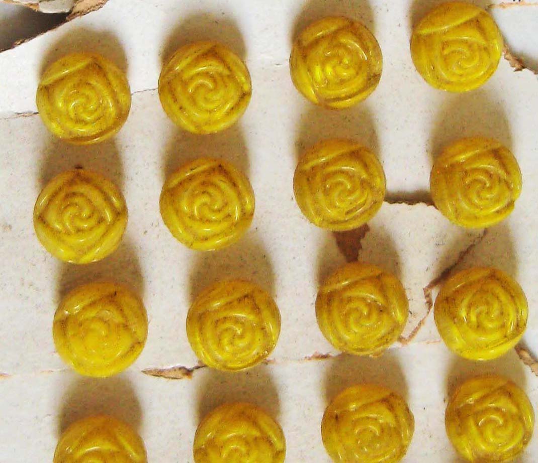 Yellow Rose Glass Button 1 Doz