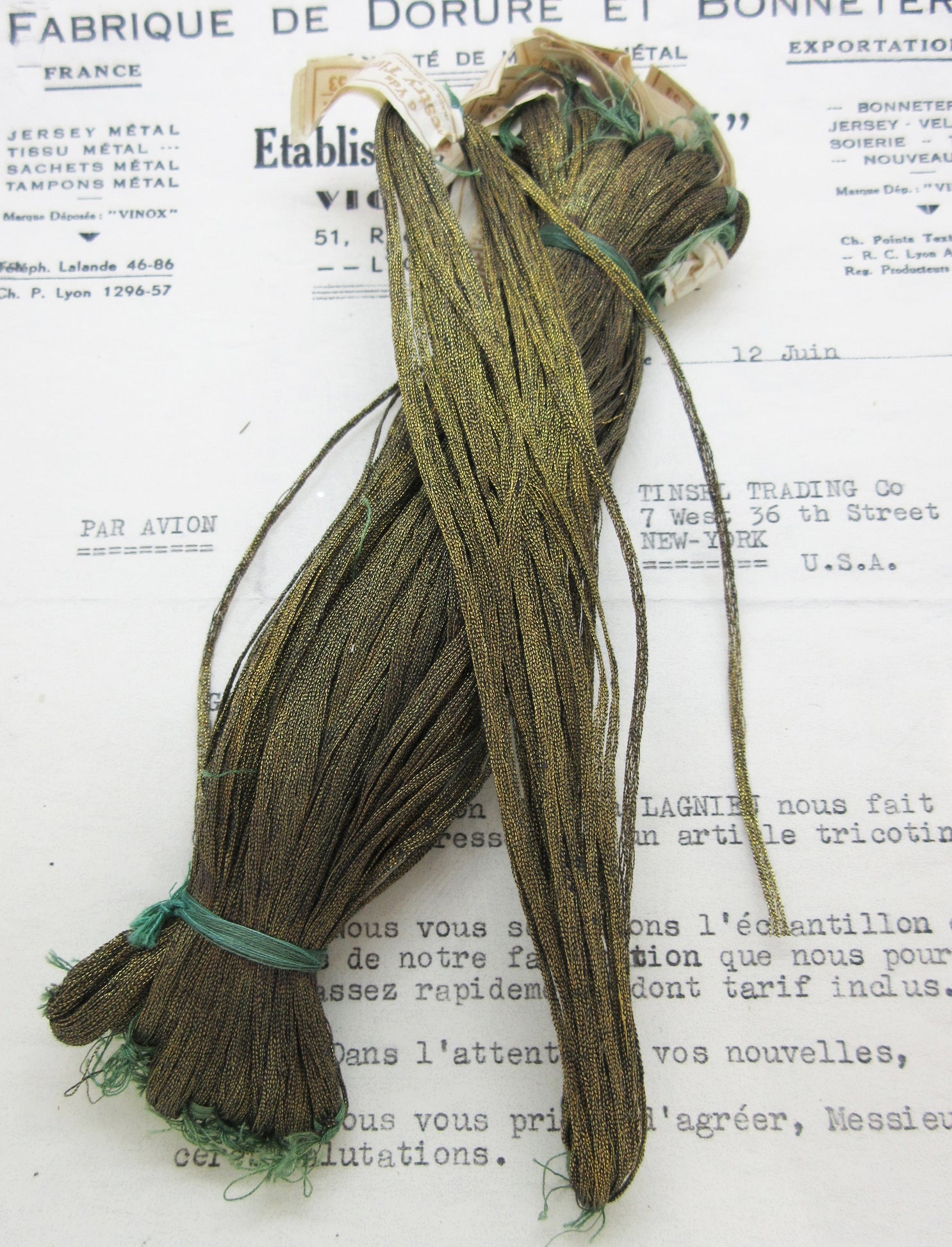 Asst Colors Metallic Thread Mesh 1/16"