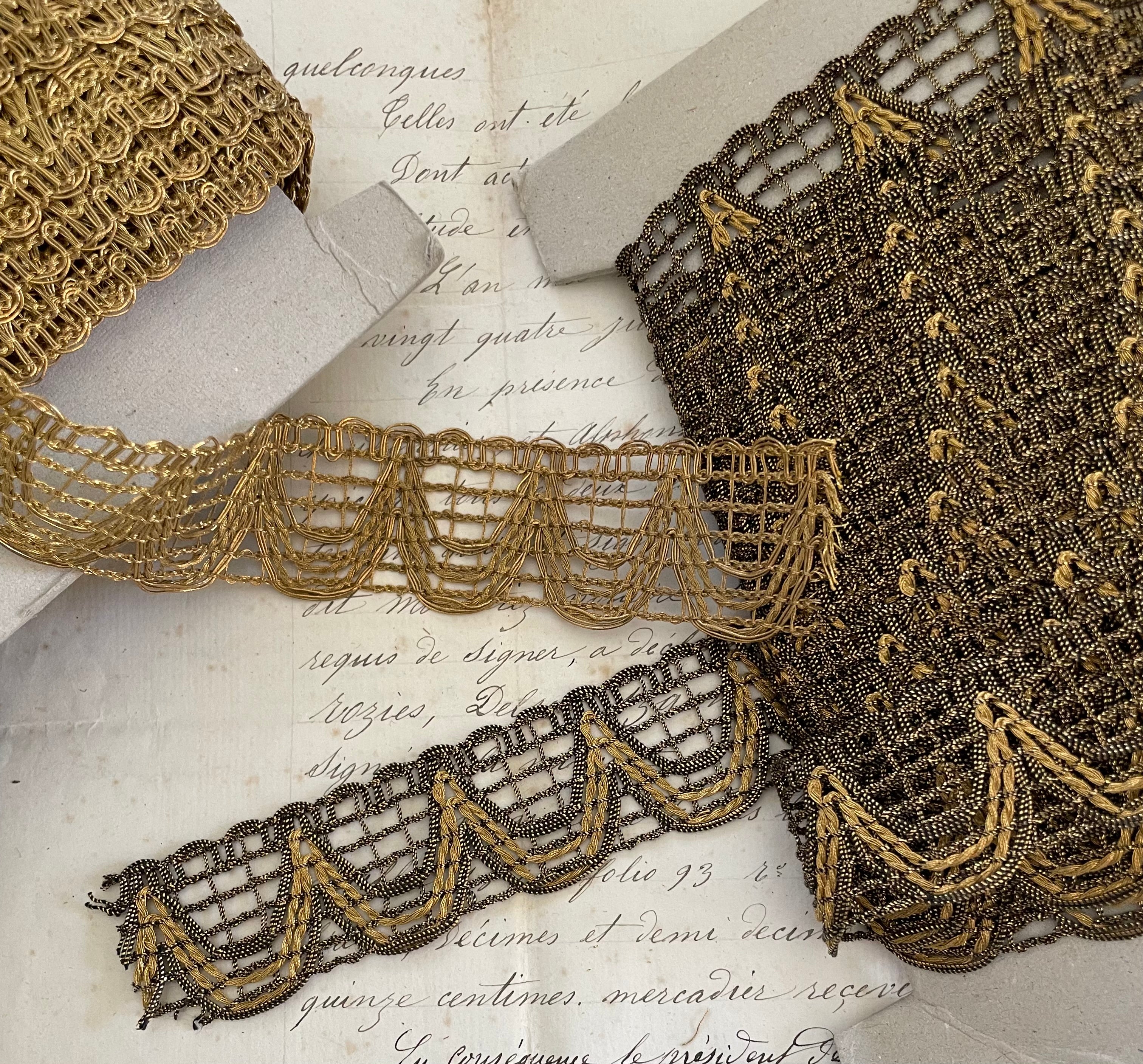 Wide  Gold Scallop Metallic Trim 1 3/8" 2 Colors