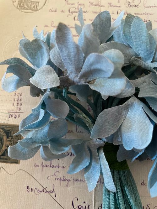 3 Colors Floppy Flowers