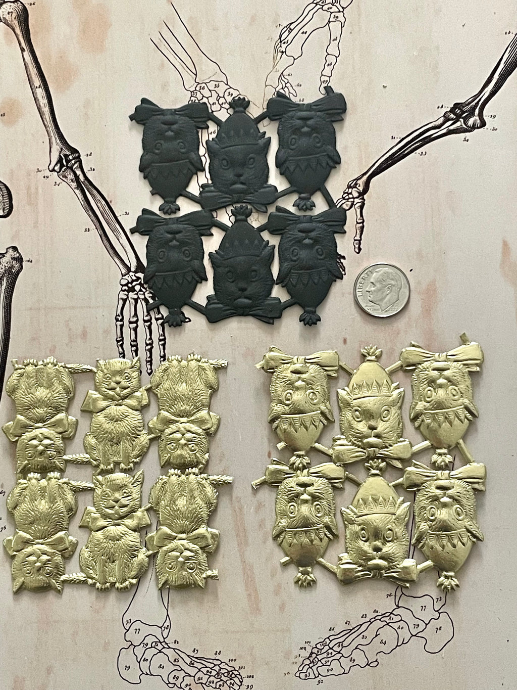 2 Assortments Cat Halloween Dresden