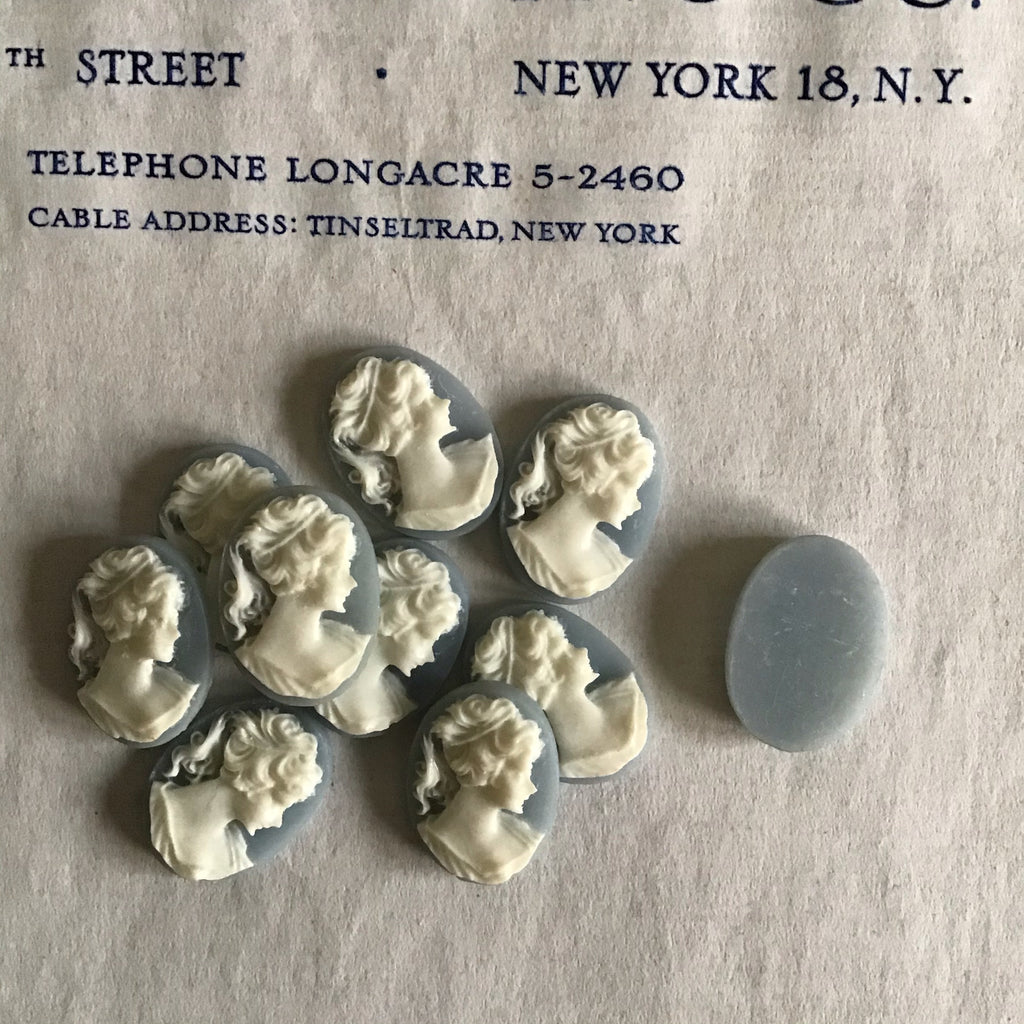 Blue/Cream Cameo 2 Sizes