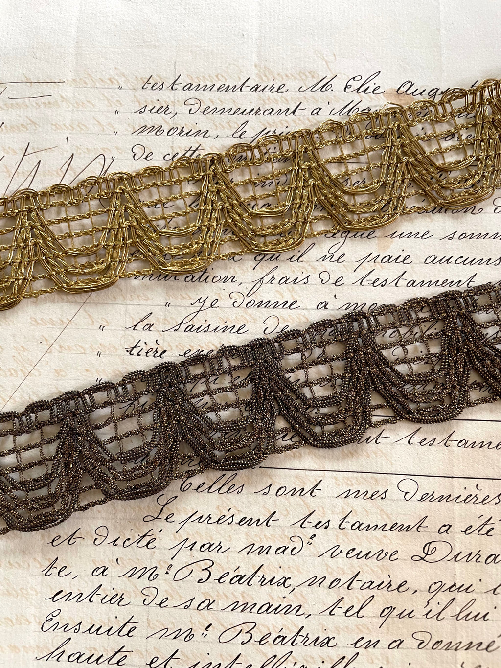 Wide  Gold Scallop Metallic Trim 1 3/8" 2 Colors