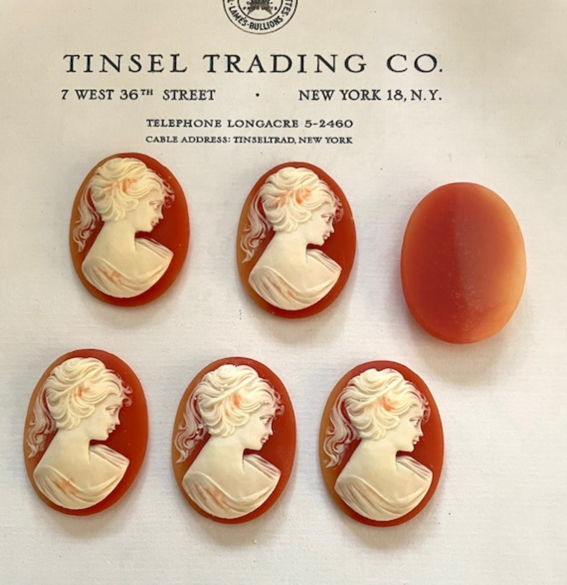 Coral/Cream Cameo 40mm x 30mm 6 pcs