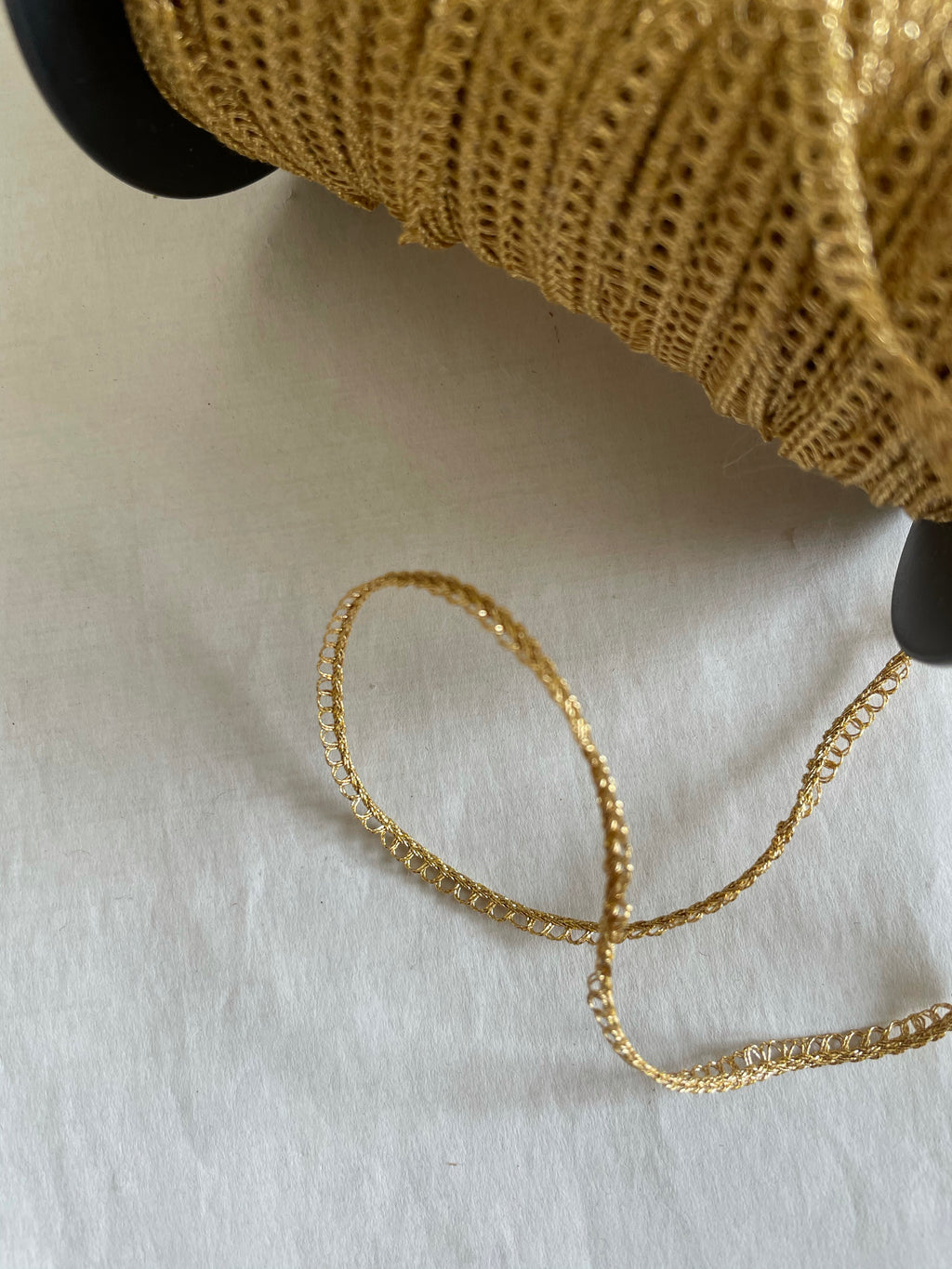 3 Yards Gold Metallic Single Loop Trim 3/16”