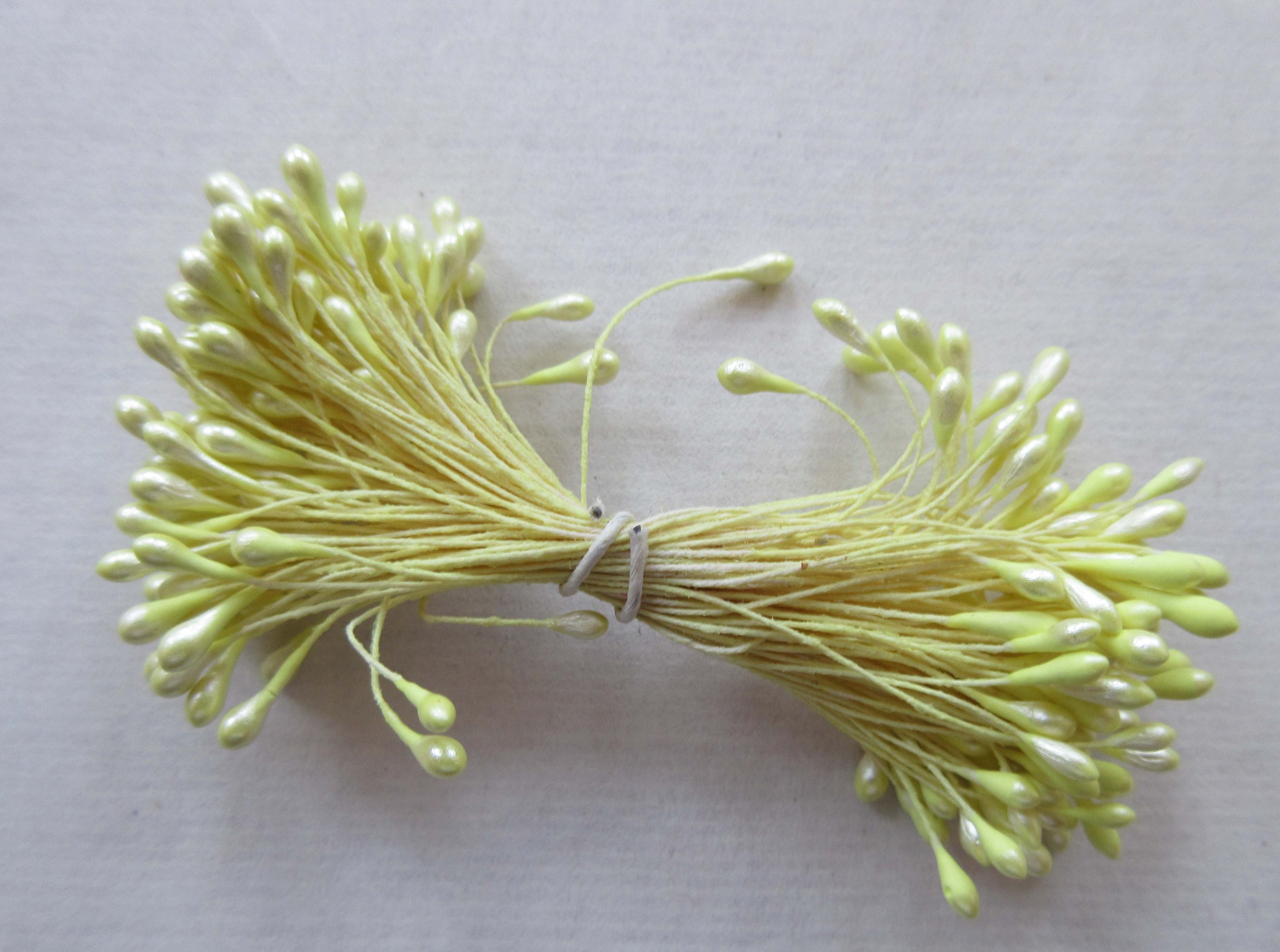 Yellow Pearlized Stamen